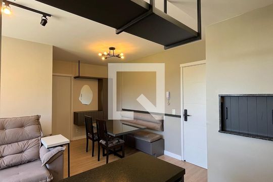 Cozinha de apartamento à venda com 2 quartos, 62m² em Marechal Rondon, Canoas