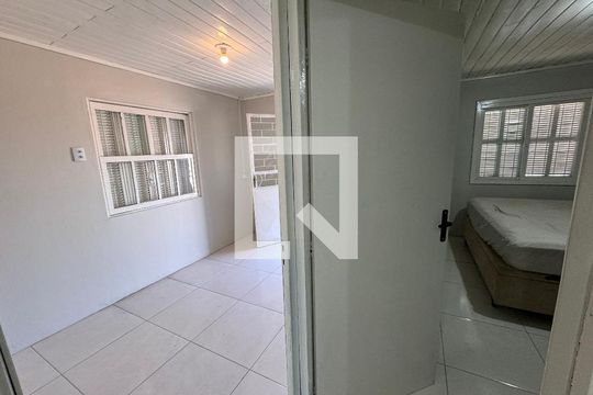 Cozinha de casa para alugar com 3 quartos, 80m² em Campina, São Leopoldo