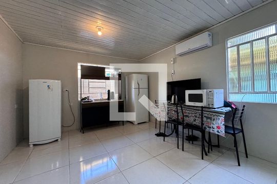 Cozinha de casa para alugar com 3 quartos, 80m² em Campina, São Leopoldo