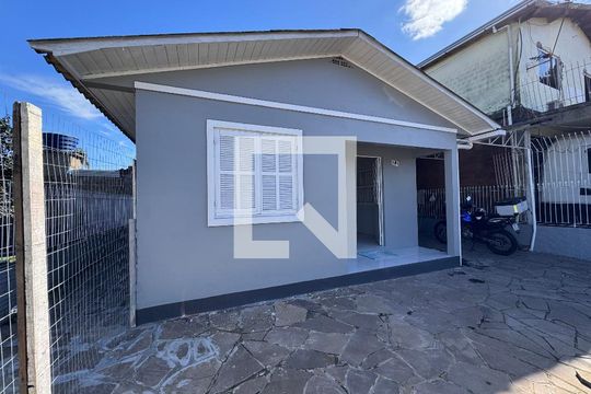 Área comum de casa para alugar com 3 quartos, 80m² em Campina, São Leopoldo