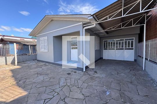 Área comum de casa para alugar com 3 quartos, 80m² em Campina, São Leopoldo