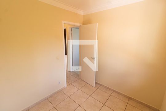 Quarto 1 de casa de condomínio para alugar com 3 quartos, 90m² em Bairro das Palmeiras, Campinas