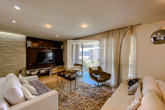 Sala de apartamento à venda com 3 quartos, 142m² em Mooca, São Paulo