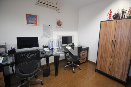 Sala 4 de casa à venda com 3 quartos, 179m² em Vila Progredior, São Paulo