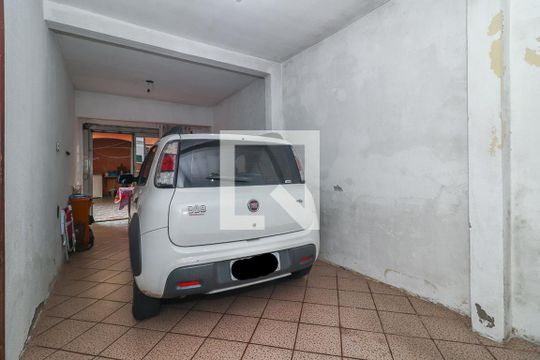 Garagem de casa à venda com 3 quartos, 140m² em Costa E Silva, Porto Alegre