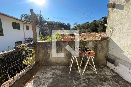 Área comum de casa para alugar com 1 quarto, 49m² em Granja Viana, Cotia