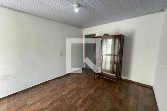 Quarto de casa para alugar com 1 quarto, 49m² em Granja Viana, Cotia