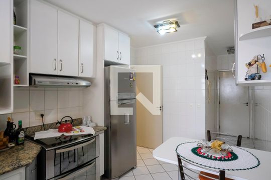 Cozinha de apartamento à venda com 3 quartos, 135m² em Vila Caminho do Mar, São Bernardo do Campo