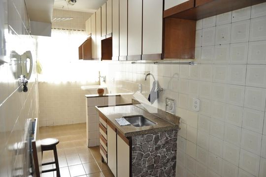 Cozinha de apartamento para alugar com 2 quartos, 60m² em Engenho de Dentro, Rio de Janeiro