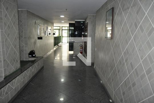 Área comum de apartamento para alugar com 2 quartos, 60m² em Engenho de Dentro, Rio de Janeiro