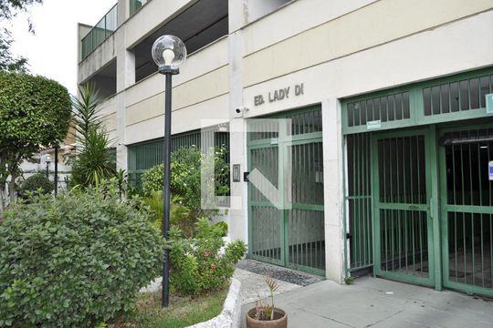 Fachada de apartamento para alugar com 2 quartos, 60m² em Engenho de Dentro, Rio de Janeiro