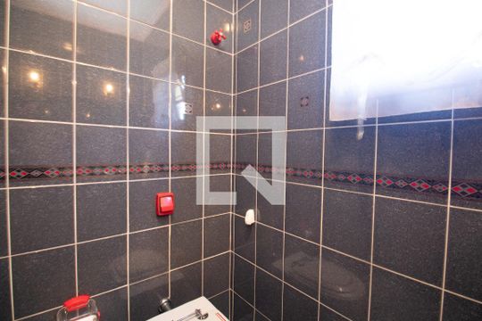 Lavabo de casa à venda com 4 quartos, 325m² em Vila Ede, São Paulo