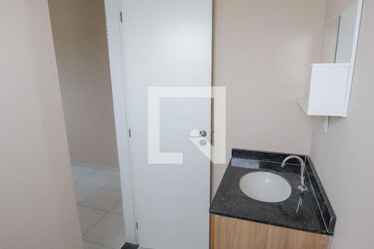 Banheiro da Suíte de apartamento para alugar com 3 quartos, 200m² em Chacara do Visconde, Taubaté