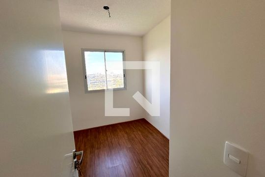 Quarto 2 de apartamento para alugar com 2 quartos, 33m² em Vila Maria, São Paulo