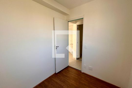 Quarto 1 de apartamento para alugar com 2 quartos, 33m² em Vila Maria, São Paulo