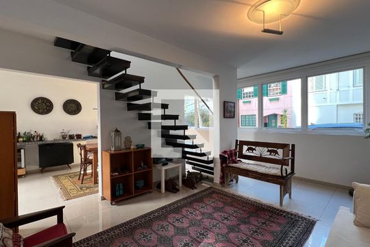 Sala de casa à venda com 3 quartos, 160m² em Jardim Paulista, São Paulo