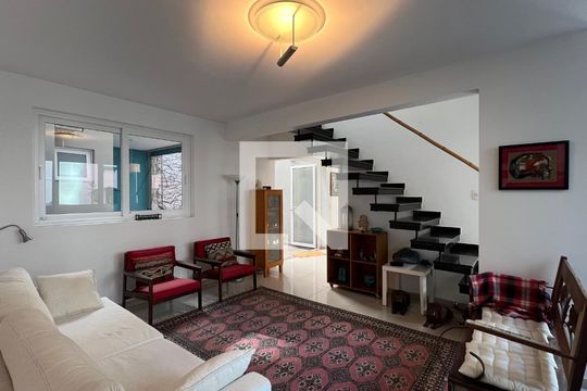 Sala de casa à venda com 3 quartos, 160m² em Jardim Paulista, São Paulo