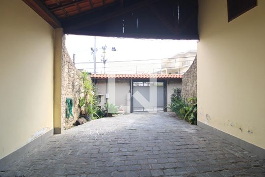 Área comum de casa para alugar com 3 quartos, 400m² em Vila da Saúde, São Paulo
