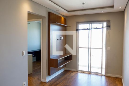 Sala de apartamento para alugar com 3 quartos, 64m² em Jardim Sao Pedro, Osasco