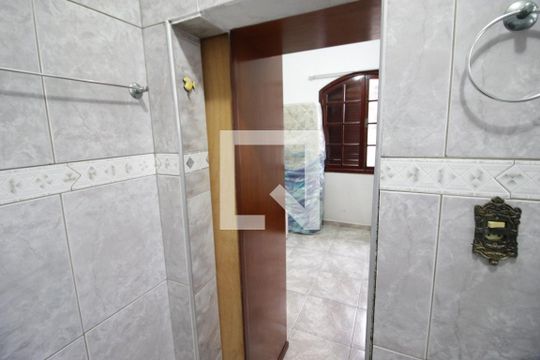 Banheiro da Suíte 2 de casa à venda com 4 quartos, 121m² em Adalgisa, Osasco