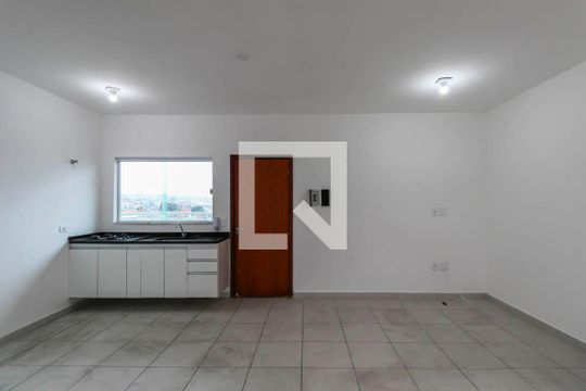 Cozinha de kitnet/studio à venda com 1 quarto, 33m² em Sítio Pinheirinho, São Paulo