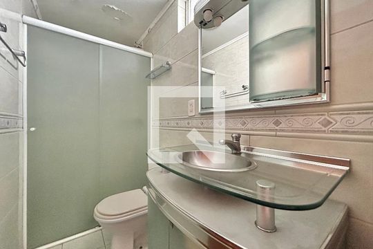 Banheiro de apartamento à venda com 3 quartos, 84m² em Centro, São Leopoldo