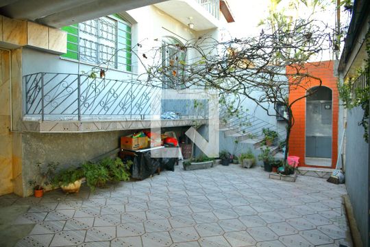 Garagem de casa à venda com 4 quartos, 179m² em Vila Jordanopolis, São Bernardo do Campo