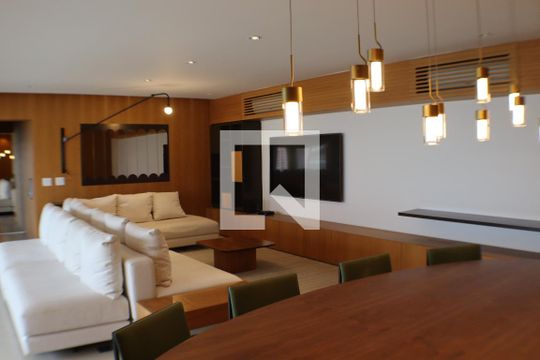 Sala de apartamento à venda com 3 quartos, 215m² em Alphaville Industrial, Barueri
