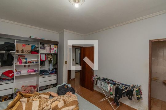 Quarto 2 de casa à venda com 3 quartos, 258m² em Jardim Santa Madalena, Sumaré