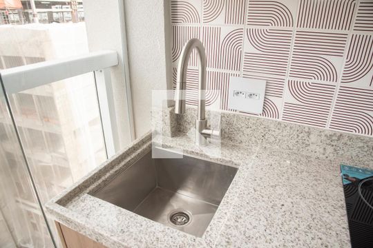 Cozinha de kitnet/studio à venda com 1 quarto, 28m² em Vila Clementino, São Paulo