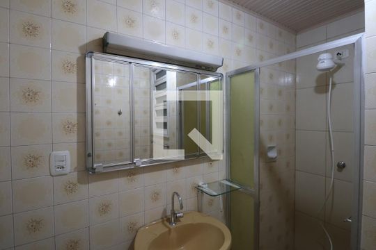 Banheiro Social de apartamento à venda com 3 quartos, 101m² em Centro, Canoas