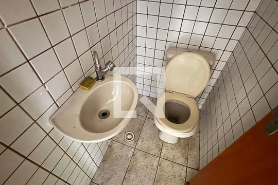Lavabo de casa para alugar com 2 quartos, 125m² em Utinga, Santo André