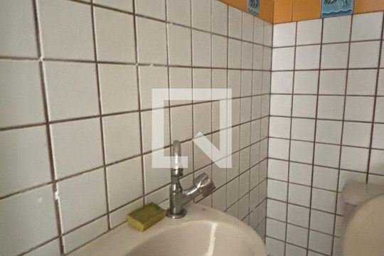 Lavabo de casa para alugar com 2 quartos, 125m² em Utinga, Santo André