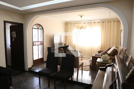 Sala de casa à venda com 5 quartos, 300m² em Jardim Vera Cruz, Contagem