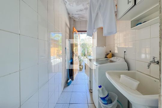 Área de Serviço de casa para alugar com 3 quartos, 256m² em Vila Mariana, São Paulo