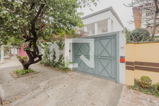 Fachada de casa à venda com 4 quartos, 300m² em Jardim Paulista, São Paulo