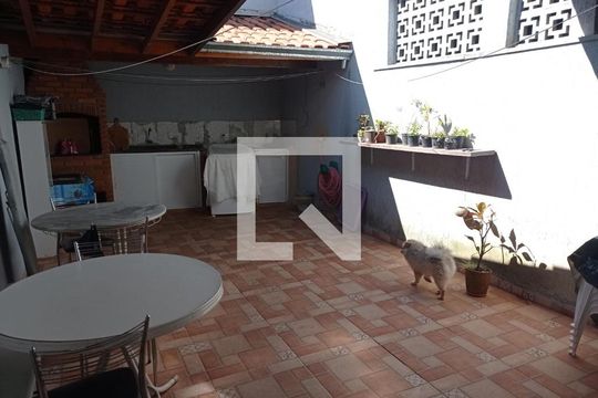 Casa à venda com 3 quartos, 250m² em Vila Dora, Santo André