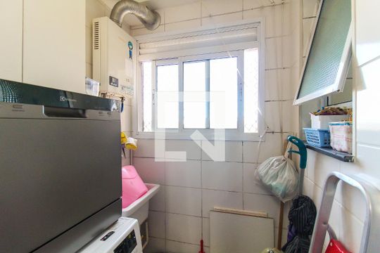 Área de Serviço de apartamento à venda com 3 quartos, 56m² em Conjunto Residencial José Bonifácio, São Paulo