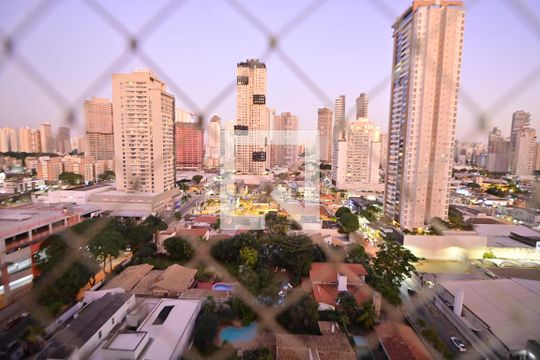 Sala Vista de apartamento para alugar com 3 quartos, 97m² em Setor Bueno, Goiânia
