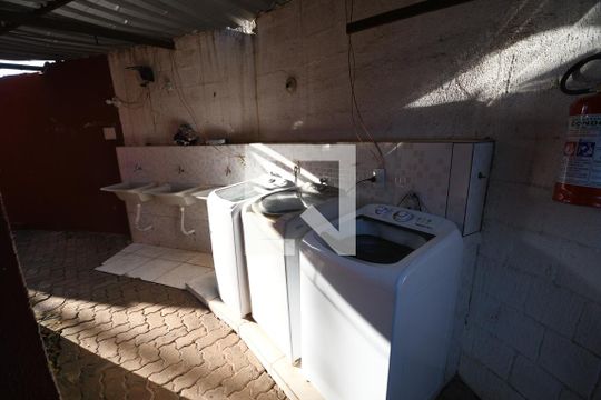 Área comum de kitnet/studio para alugar com 1 quarto, 13m² em Cidade Universitária, Campinas