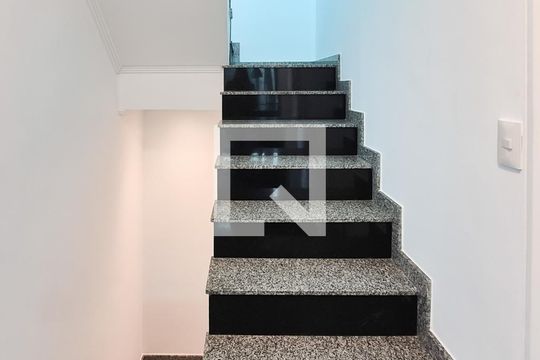 Corredor de apartamento para alugar com 4 quartos, 440m² em Vila Sao Joao, São Bernardo do Campo