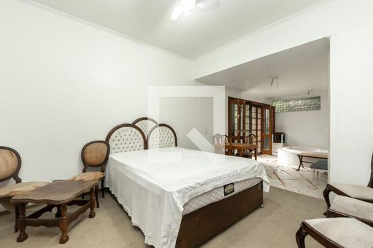 Casa à venda com 4 quartos, 400m² em Alto de Pinheiros, São Paulo