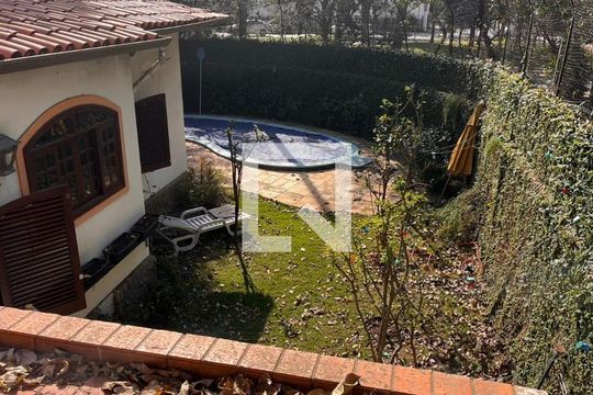 Casa à venda com 4 quartos, 400m² em Alto de Pinheiros, São Paulo