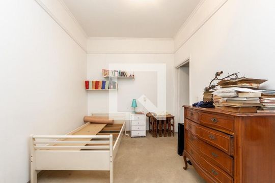 Casa à venda com 4 quartos, 400m² em Alto de Pinheiros, São Paulo