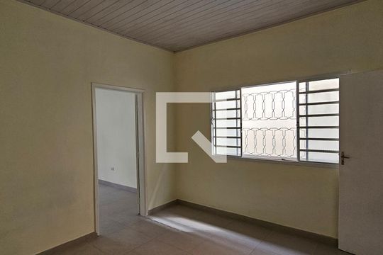 Sala de casa à venda com 4 quartos, 216m² em Sacomã, São Paulo