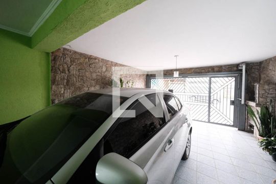 Garagem de casa à venda com 3 quartos, 178m² em Jardim Brasilia (zona Leste), São Paulo