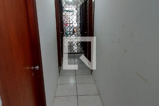 Corredor de apartamento à venda com 3 quartos, 82m² em Jabaquara, São Paulo