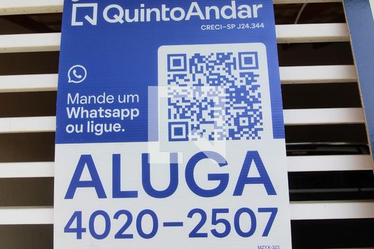 Plaquinha  de casa para alugar com 4 quartos, 185m² em Jardim das Industrias, São José dos Campos