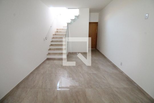 Sala de casa para alugar com 4 quartos, 185m² em Jardim das Industrias, São José dos Campos