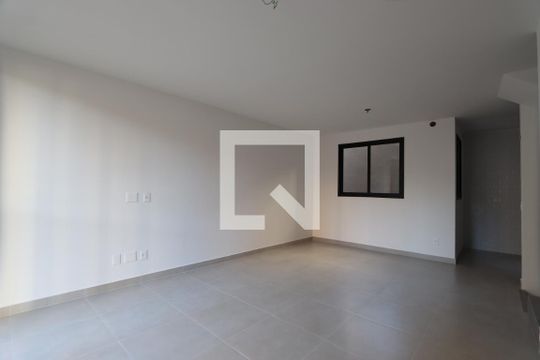 Sala de casa de condomínio à venda com 3 quartos, 170m² em Vila Mariana, São Paulo